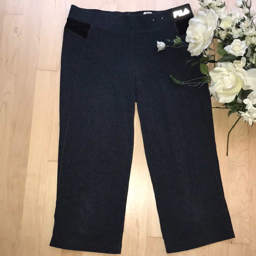 FILA Sport Leggings Capri (30”X 27.5”)